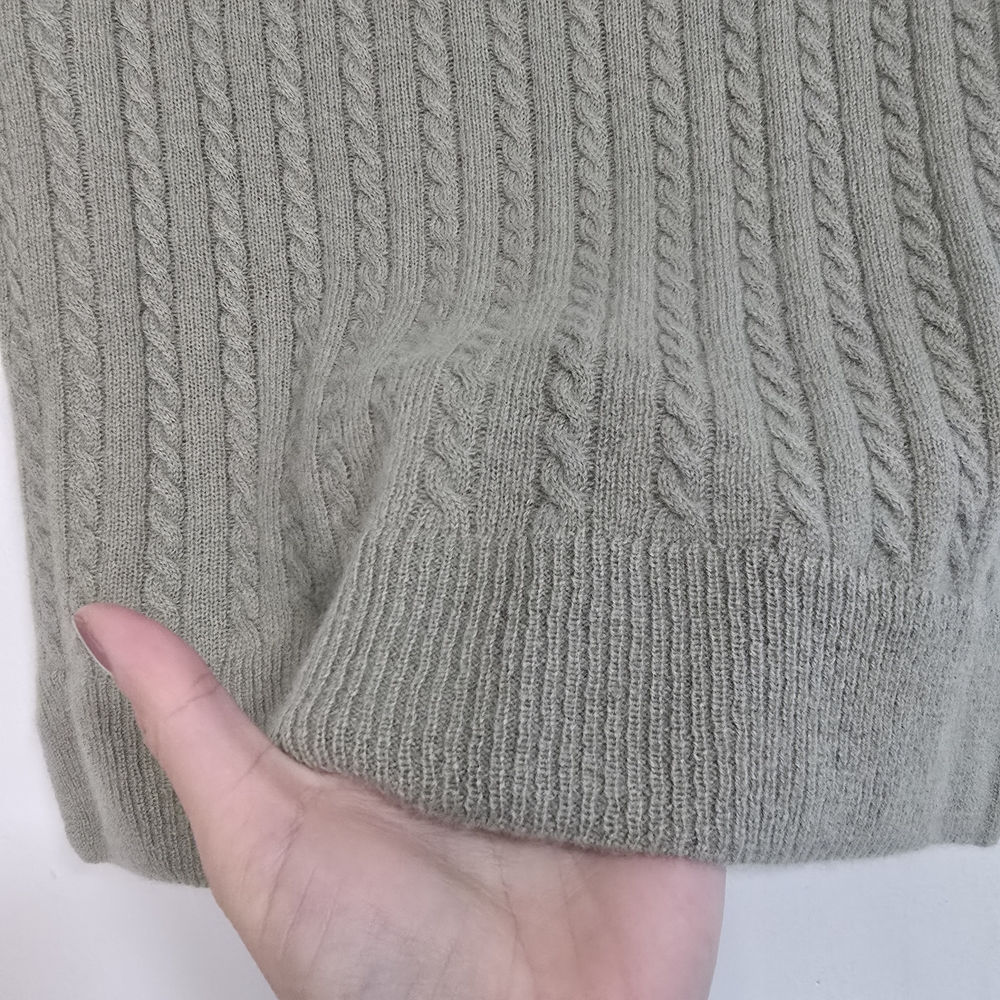 100% Cashmere Sweater Vest in Green Cable Knit Soft - Picture 5 of 8